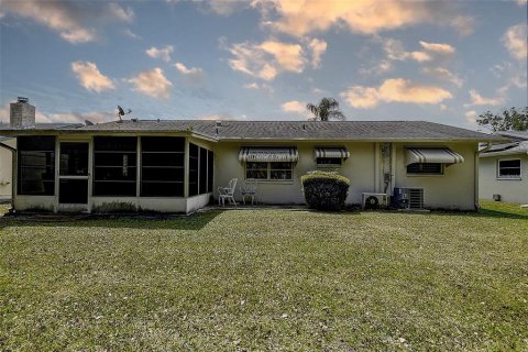 House in Palm Harbor, Florida 2 bedrooms, 117.89 sq.m. № 1615101 - photo 24