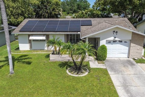 House in Palm Harbor, Florida 2 bedrooms, 117.89 sq.m. № 1615101 - photo 2