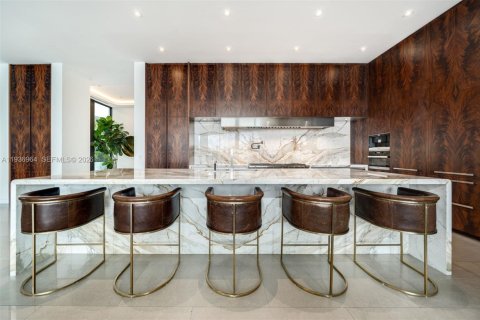 Купить виллу или дом в Майами-Бич, Флорида 6 спален, 644.93м2, № 1997631 - фото 13