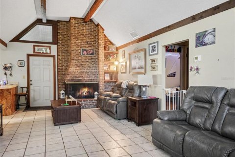 Casa en venta en Auburndale, Florida, 3 dormitorios, 141.77 m2 № 2200285 - foto 4