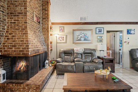 Casa en venta en Auburndale, Florida, 3 dormitorios, 141.77 m2 № 2200285 - foto 6