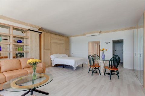 Copropriété à louer à Miami Beach, Floride: 64.47 m2 № 1772605 - photo 5
