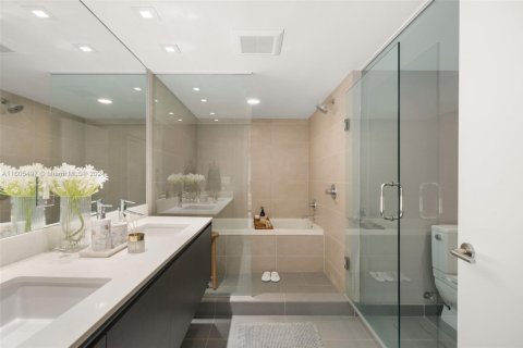 Copropriété à louer à Miami Beach, Floride: 2 chambres, 109.16 m2 № 2018559 - photo 19