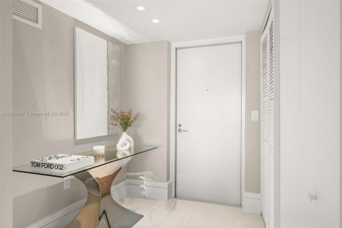 Copropriété à louer à Miami Beach, Floride: 2 chambres, 109.16 m2 № 2018559 - photo 11