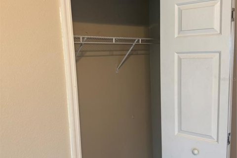 Townhouse in Wesley Chapel, Florida 2 bedrooms, 110 sq.m. № 2116208 - photo 28