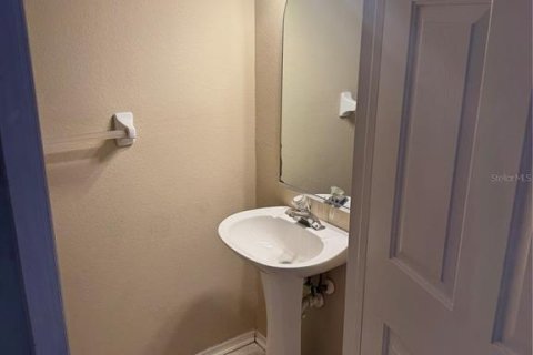 Townhouse in Wesley Chapel, Florida 2 bedrooms, 110 sq.m. № 2116208 - photo 4