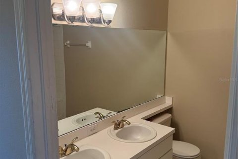 Townhouse in Wesley Chapel, Florida 2 bedrooms, 110 sq.m. № 2116208 - photo 19
