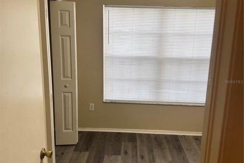 Townhouse in Wesley Chapel, Florida 2 bedrooms, 110 sq.m. № 2116208 - photo 14