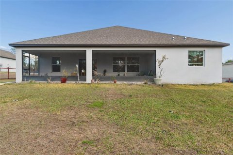 Casa en venta en Weeki Wachee, Florida, 4 dormitorios, 213.3 m2 № 2148859 - foto 15