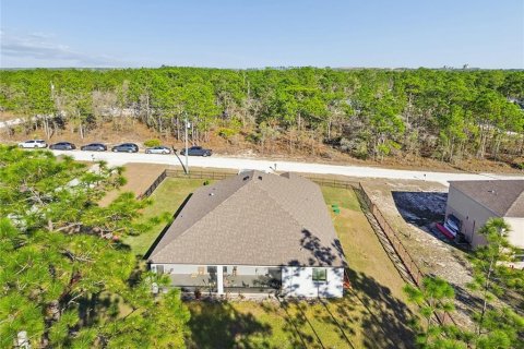 Casa en venta en Weeki Wachee, Florida, 4 dormitorios, 213.3 m2 № 2148859 - foto 14