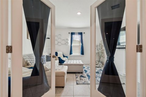 Casa en venta en Weeki Wachee, Florida, 4 dormitorios, 213.3 m2 № 2148859 - foto 6