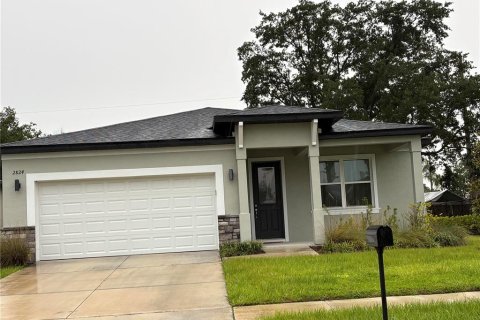 Casa en Orlando, Florida 4 dormitorios, 163.51 m2 № 2196209