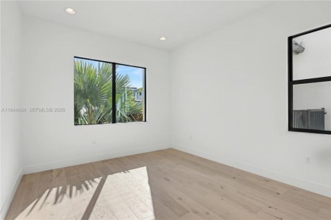 Снять в аренду виллу или дом в Бока-Ратон, Флорида 4 спальни, 301.84м2, № 2004587 - фото 7