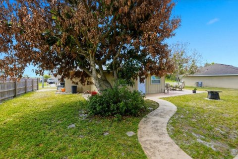 Villa ou maison à vendre à Port St. Lucie, Floride: 3 chambres, 157.93 m2 № 2083356 - photo 22