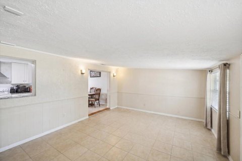 Villa ou maison à vendre à Port St. Lucie, Floride: 3 chambres, 157.93 m2 № 2083356 - photo 13