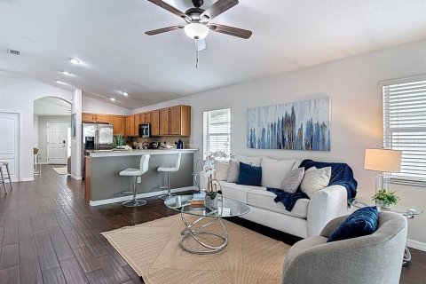 House in Hudson, Florida 3 bedrooms, 128.39 sq.m. № 1824291 - photo 10