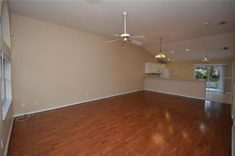 Apartment in Palm Coast, Florida 3 bedrooms, 121.98 sq.m. № 2427465 - photo 3