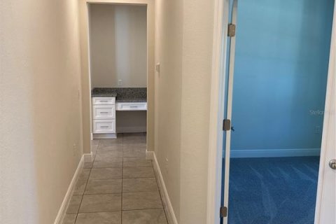 House in North Port, Florida 3 bedrooms, 208.84 sq.m. № 2204408 - photo 2