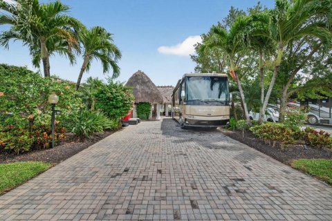Condominio en venta en Margate, Florida, 1 dormitorio, 55 m2 № 2173014 - foto 3