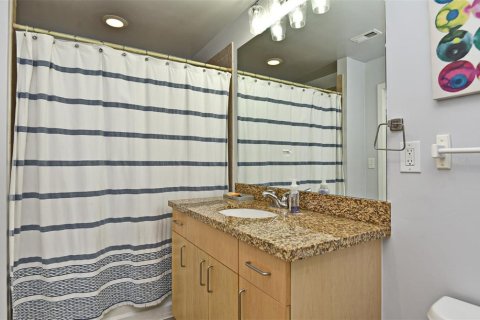 Condo in Orlando, Florida, 2 bedrooms  № 1735568 - photo 14