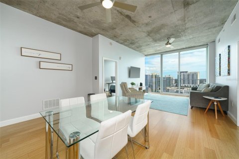 Condo in Orlando, Florida, 2 bedrooms  № 1735568 - photo 8