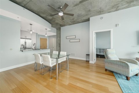 Condo in Orlando, Florida, 2 bedrooms  № 1735568 - photo 7