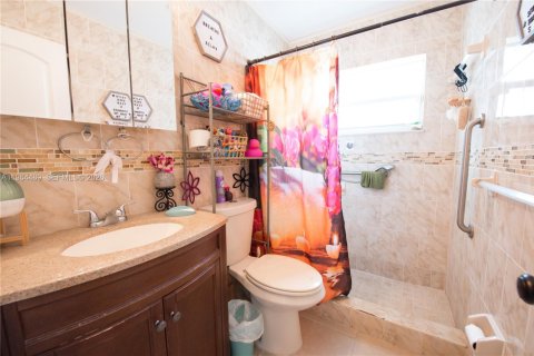 Купить виллу или дом в Хомстед, Флорида 11 комнат, 135.36м2, № 2048015 - фото 15