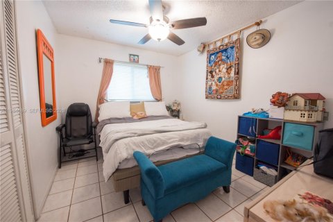 Купить виллу или дом в Хомстед, Флорида 11 комнат, 135.36м2, № 2048015 - фото 11