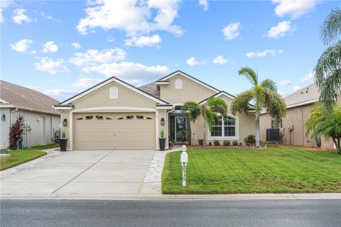 Casa en Holiday, Florida 3 dormitorios, 163.32 m2 № 2371066