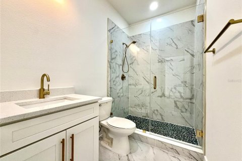 Villa ou maison à vendre à Tampa, Floride: 3 chambres, 203.27 m2 № 2399347 - photo 28