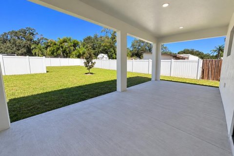 Villa ou maison à vendre à Tampa, Floride: 3 chambres, 203.27 m2 № 2399347 - photo 30