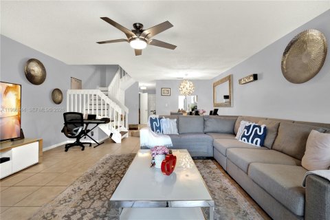 Adosado en venta en Coconut Creek, Florida, 2 dormitorios, 114.27 m2 № 2032871 - foto 7