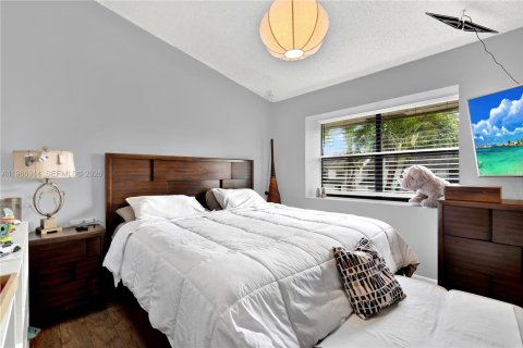 Adosado en venta en Coconut Creek, Florida, 2 dormitorios, 114.27 m2 № 2032871 - foto 17