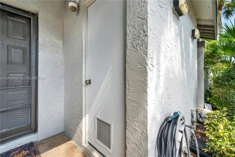 Adosado en venta en Coconut Creek, Florida, 2 dormitorios, 114.27 m2 № 2032871 - foto 27