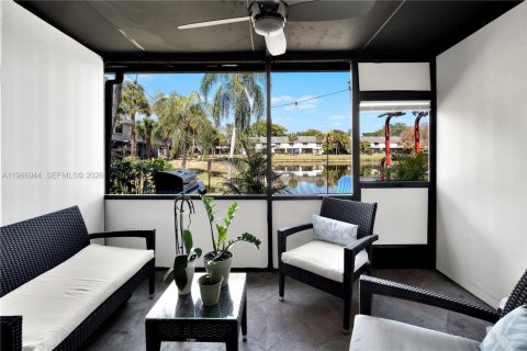 Adosado en venta en Coconut Creek, Florida, 2 dormitorios, 114.27 m2 № 2032871 - foto 9