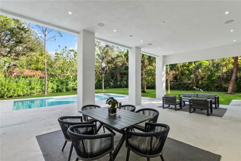Casa en venta en Miami, Florida, 6 dormitorios, 530.47 m2 № 2011718 - foto 25