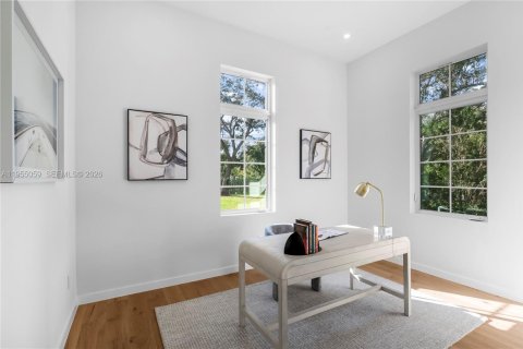 Casa en venta en Miami, Florida, 6 dormitorios, 530.47 m2 № 2011718 - foto 29