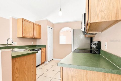 Villa ou maison à louer à Orlando, Floride: 3 chambres, 120.03 m2 № 2386813 - photo 7