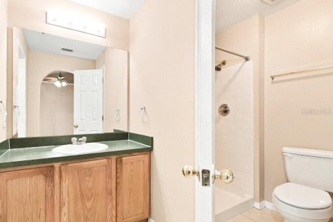 Villa ou maison à louer à Orlando, Floride: 3 chambres, 120.03 m2 № 2386813 - photo 10
