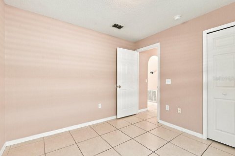 Villa ou maison à louer à Orlando, Floride: 3 chambres, 120.03 m2 № 2386813 - photo 12