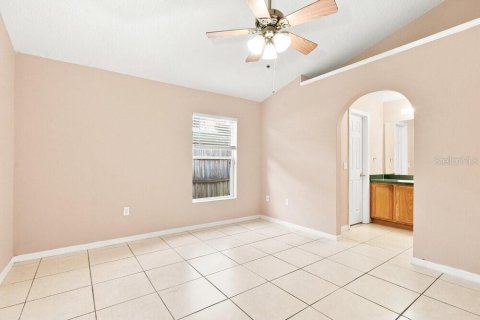 Villa ou maison à louer à Orlando, Floride: 3 chambres, 120.03 m2 № 2386813 - photo 8