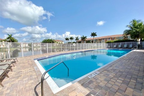 Condominio en alquiler en Doral, Florida, 3 dormitorios, 112.13 m2 № 1956247 - foto 28