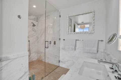 Купить кондоминиум в Майами, Флорида 1 комната, 90.86м2, № 2254523 - фото 11