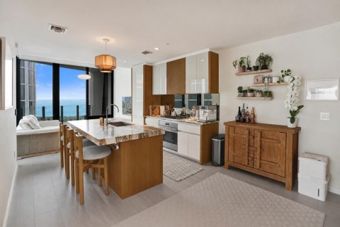 Купить кондоминиум в Майами, Флорида 1 комната, 90.86м2, № 2254523 - фото 2