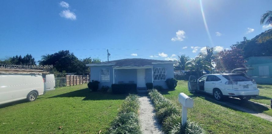 Villa ou maison à Miami, Floride 2 chambres, 66.89 m2 № 2007543