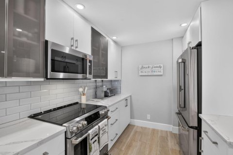 Copropriété à louer à South Palm Beach, Floride: 2 chambres, 111.58 m2 № 2403924 - photo 21