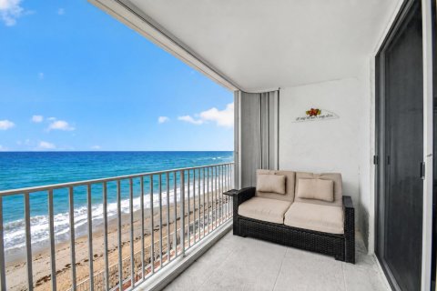 Copropriété à louer à South Palm Beach, Floride: 2 chambres, 111.58 m2 № 2403924 - photo 6