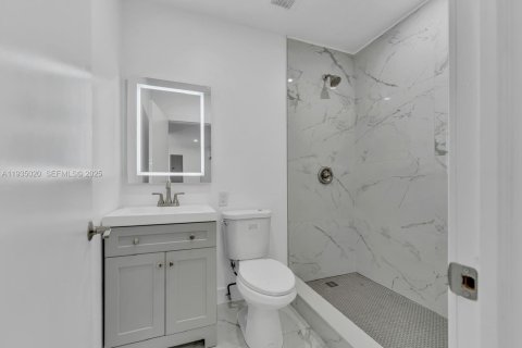 Propiedad comercial en Fort Lauderdale, Florida 1 dormitorio, 41.81 m2 № 2035791