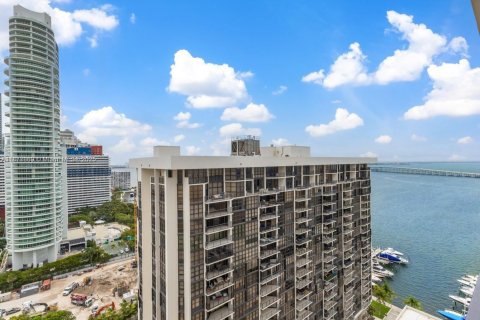 Copropriété à vendre à Miami, Floride: 2 chambres, 136.29 m2 № 1922766 - photo 9