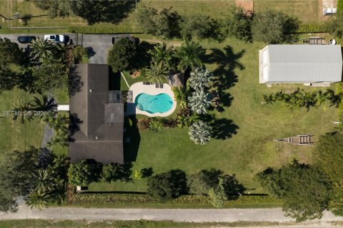 Villa ou maison à Homestead, Floride 4 chambres, 303.79 m2 № 2060274